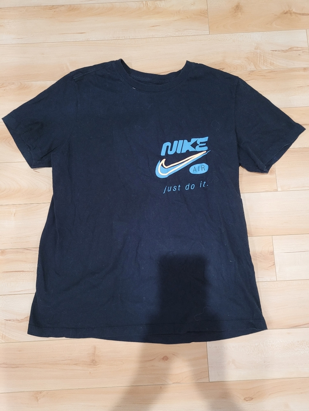 Nike men's size large tee shirt